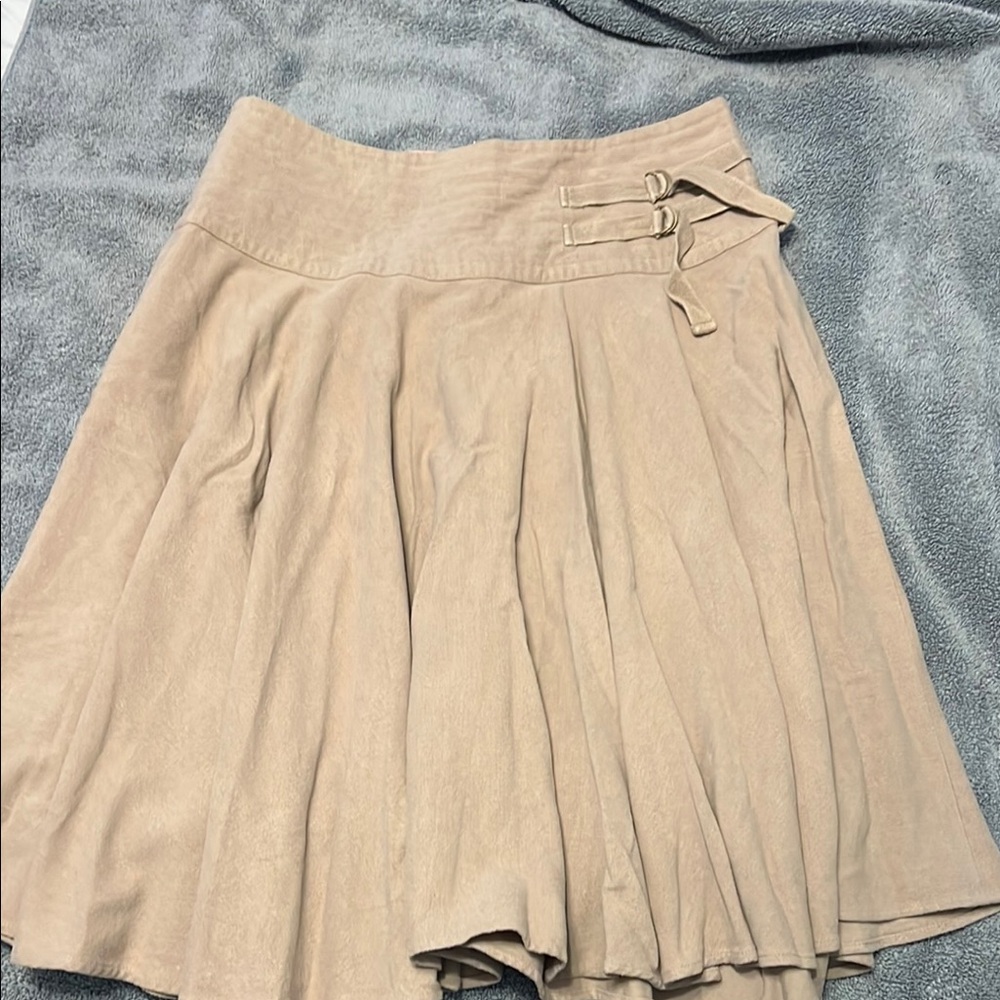 Elegant Tan Women's Skirt